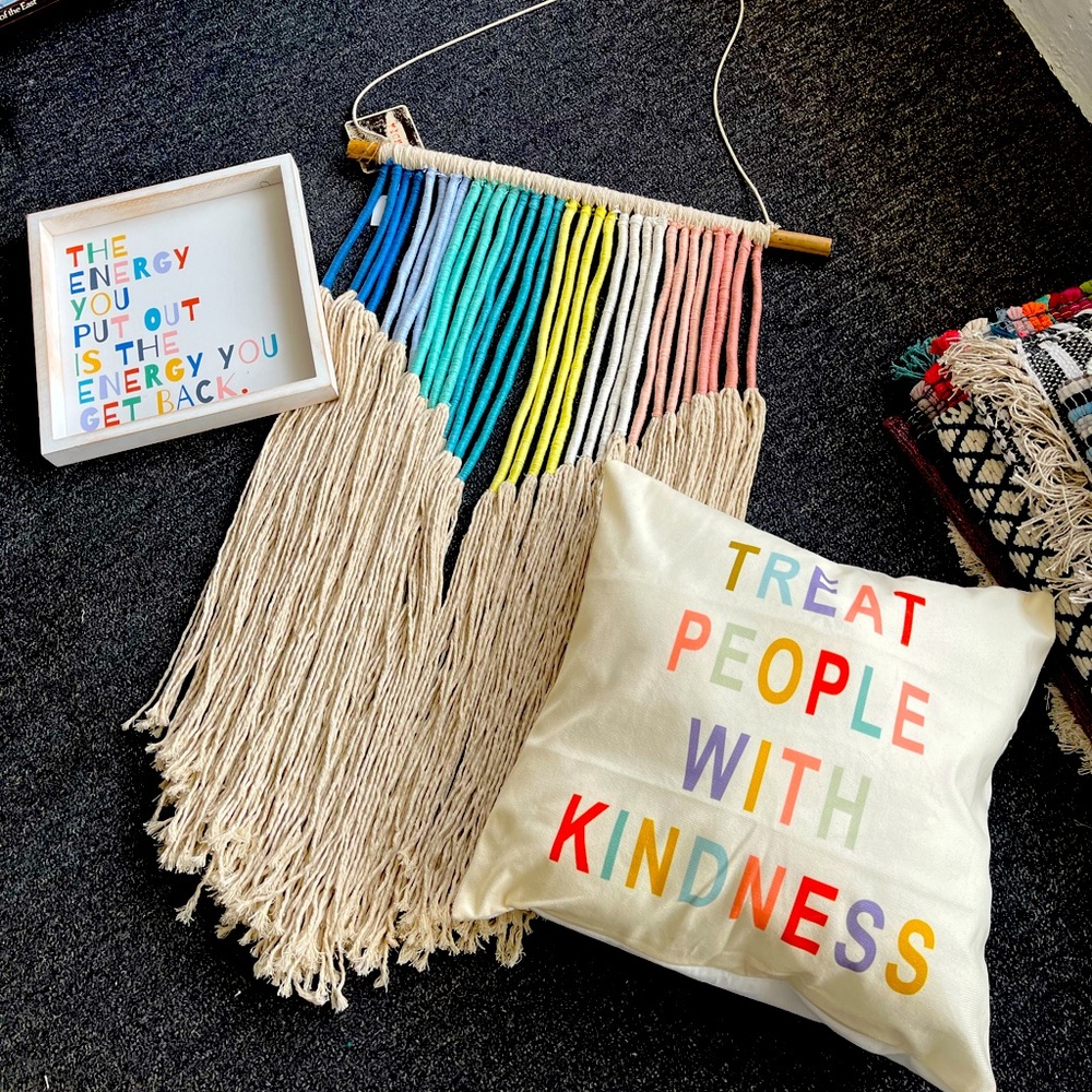 Hippy decor bundle $65
